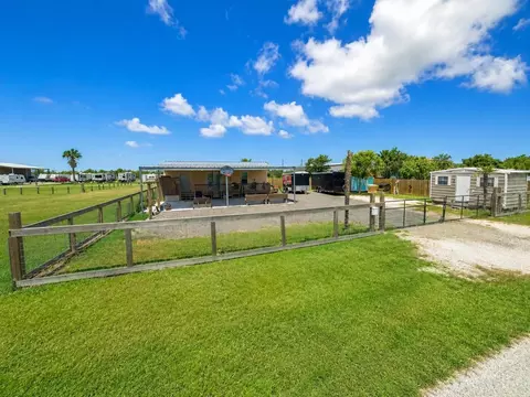 1025 N Jack Rd, Port Bolivar, TX 77650