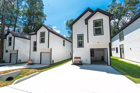 11382 Underwood St, Willis, TX 77318