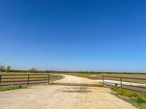 10 Hamilton, Hamilton, TX 76531