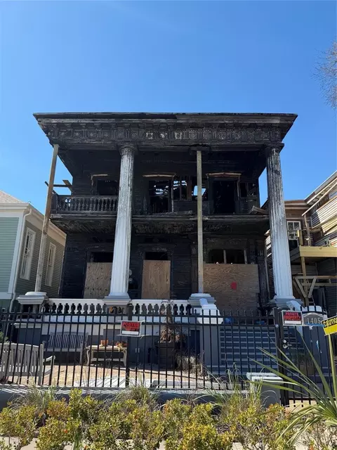 1405 24th St, Galveston, TX 77550