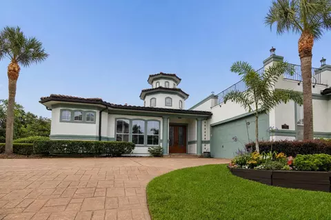 537 Villa Dr, Seabrook, TX 77586