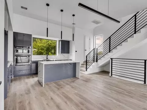 2807 Delano St, Houston, TX 77004