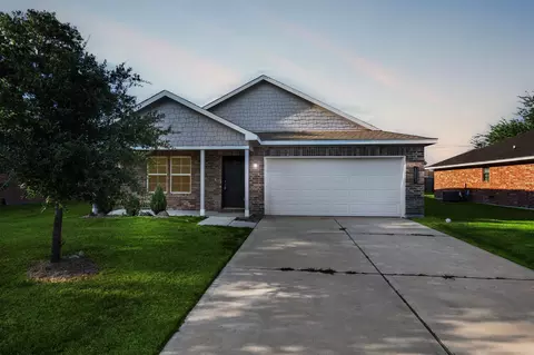 1003 Star Fish Dr, Bay City, TX 77414