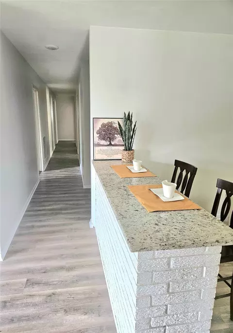Entry Way - 101 Summit Dr, Conroe, TX 77303 photo 2 of 2