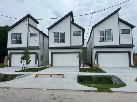 846 Lucky St, Houston, TX 77088