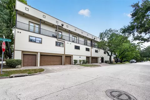 1342 Rutland St #210, Houston, TX 77008