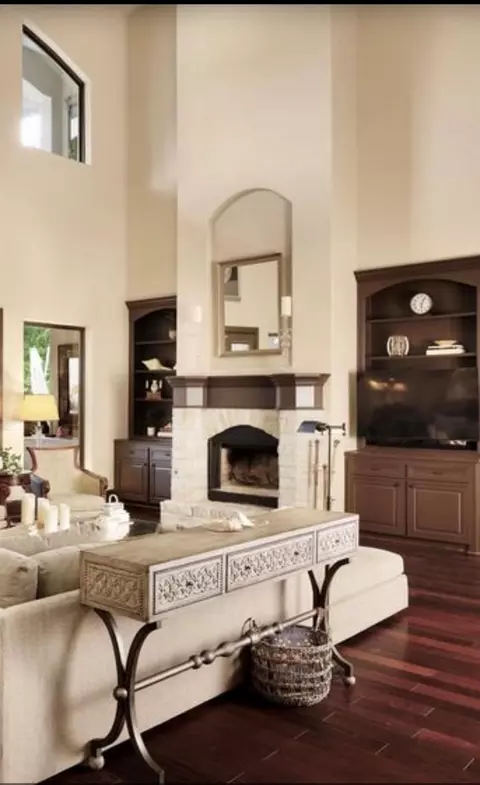 Living - 6702 Star Ledge Ct, Spring, TX 77389 photo 3 of 4