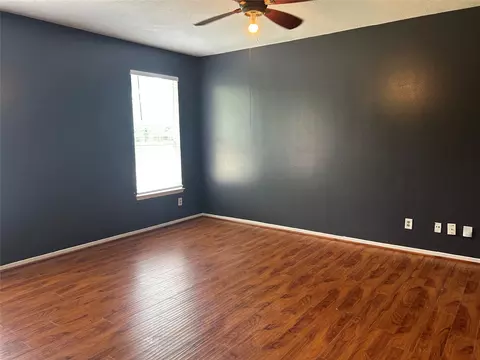 Living - 24227 Pinecreek Pt, Spring, TX 77373 photo 3 of 4