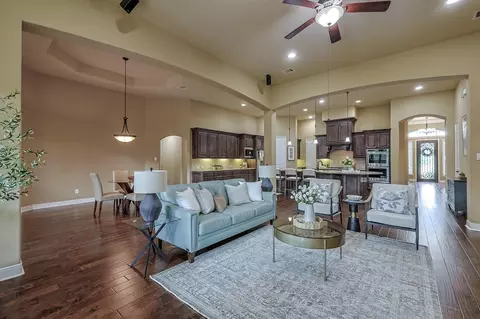 Living - 515 Mill Creek Rd, Pinehurst, TX 77362 photo 1 of 7