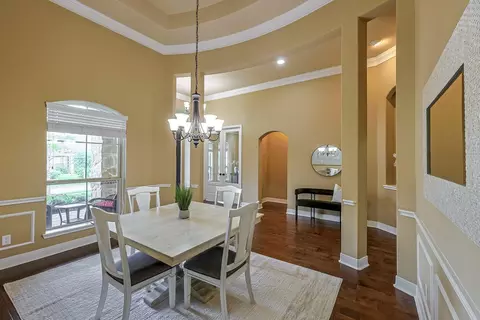 Dining - 515 Mill Creek Rd, Pinehurst, TX 77362 photo 2 of 4
