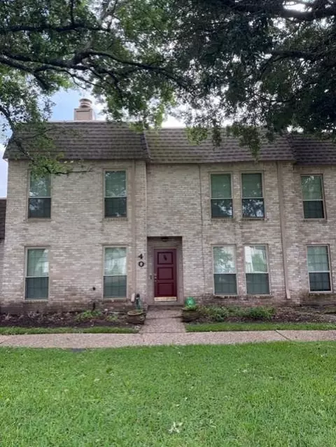 40 River Creek Way, Sugar Land, TX 77478