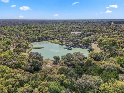 4053 County Road 158, Hallettsville, TX 77964