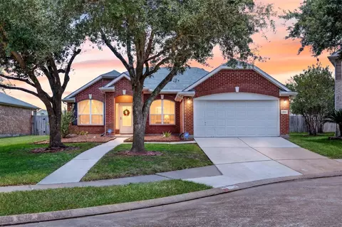 14810 Stocklin Ct, Sugar Land, TX 77498
