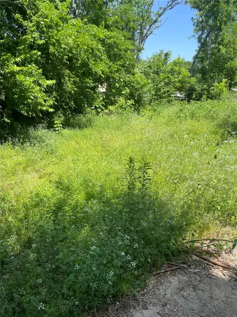 5523 Makeig St, Houston, TX 77026