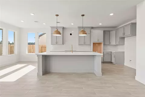 Kitchen - 16542 Givenchy Ln, Conroe, TX 77302 photo 1 of 2