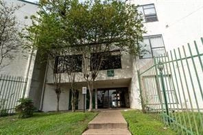 2818 S Bartell Dr Unit 39  