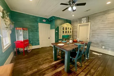 Dining - 841 S Loop 497, Brenham, TX 77833 photo 1 of 1