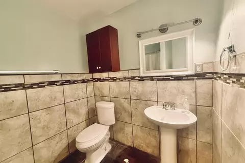 Bath - 841 S Loop 497, Brenham, TX 77833 photo 3 of 4