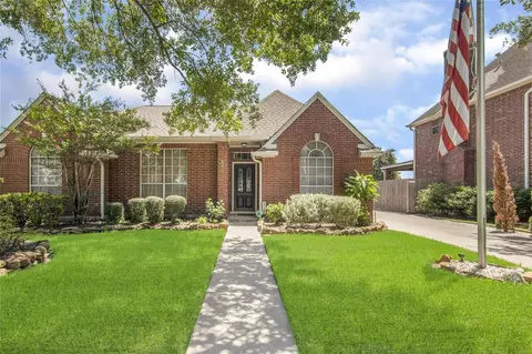 3305 Greenwood Pl, Deer Park, TX 77536