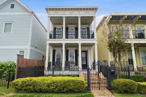 844 E 26th St, Houston, TX 77009