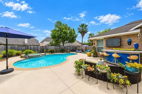 8815 Wenona Walk, Missouri City, TX 77459