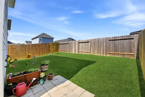 Exterior - 9819 Emerald Stone Way, Conroe, TX 77306 photo 6 of 9