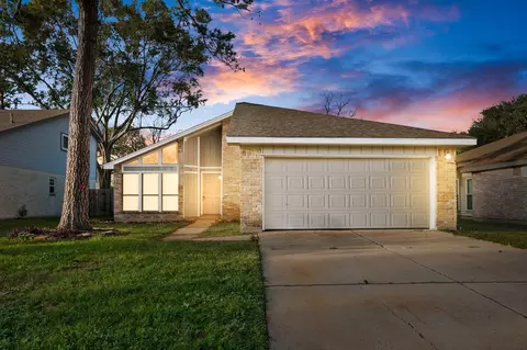 10530 Rippling Fields Dr, Houston, TX 77064