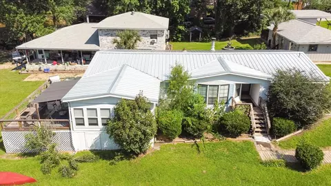 208 Cove View Dr, Trinity, TX 75862 photo 1