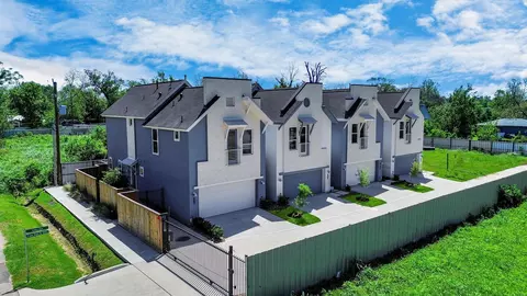 1045 Glen Ave, Houston, TX 77088