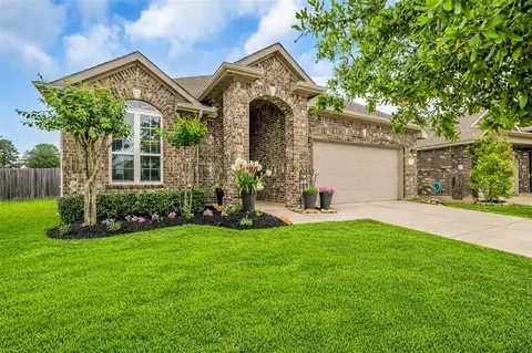19055 Minero Ln, Montgomery, TX 77356