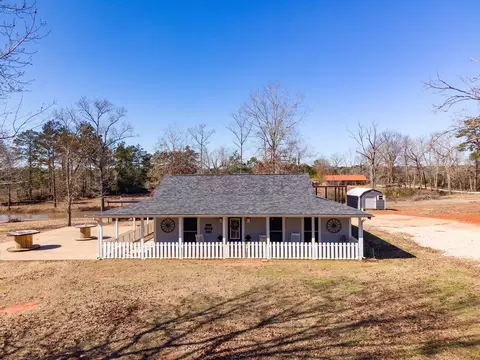 2731 Fm 225, Douglass, TX 75943