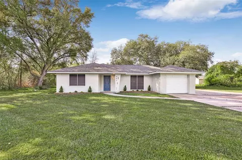 321 E Caroline St, Trinity, TX 75862 photo 1