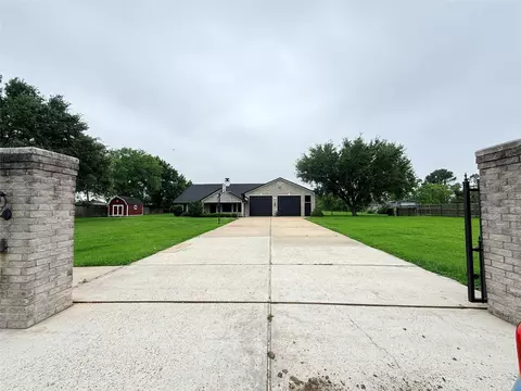 8638 Catalina Ln, Houston, TX 77075