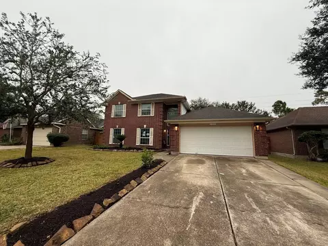 4823 Meadowglen Dr, Pearland, TX 77584