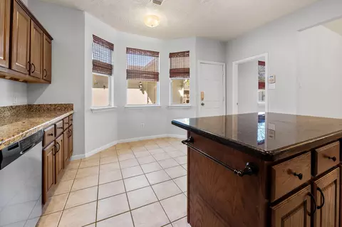 Kitchen - 607 Travis St #5, Webster, TX 77598 photo 4 of 4