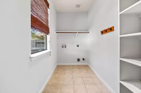Other - 607 Travis St #5, Webster, TX 77598 photo 3 of 4
