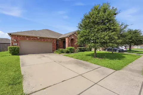 3904 Waterworth Way, Pearland, TX 77584