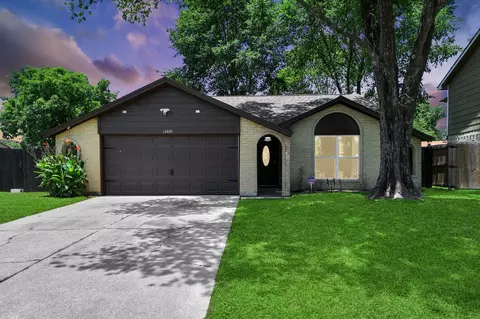12807 Crystal Cove Dr, Houston, TX 77044