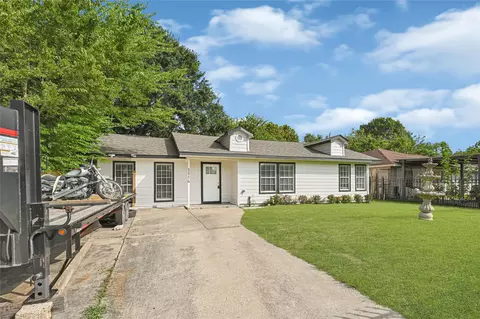 Exterior - 1114 Maroby St, Houston, TX 77017 photo 2 of 5
