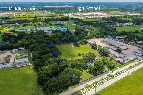 18334 Mueschke Rd, Cypress, TX 77433