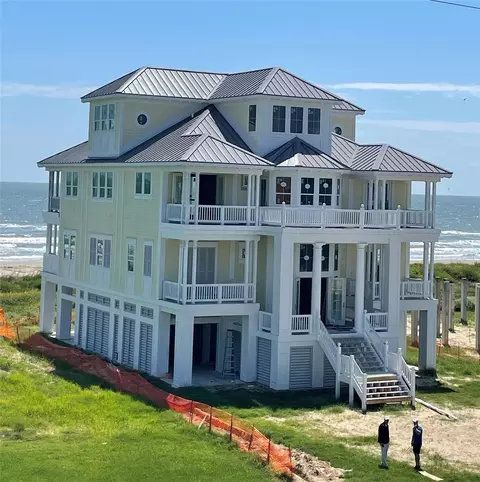 11359 Beachside Dr, Galveston, TX 77554