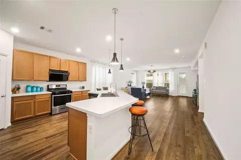 Kitchen - 6111 Whitewing Rd, Rosenberg, TX 77469 photo 4 of 4