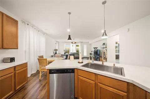 Kitchen - 6111 Whitewing Rd, Rosenberg, TX 77469 photo 3 of 4