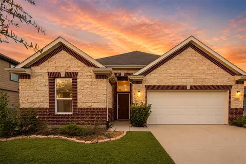 6111 Whitewing Rd, Rosenberg, TX 77469