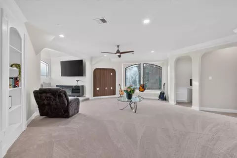 Living - 59 Florham Park Dr, Spring, TX 77379 photo 3 of 4