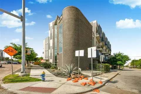 1011 Studemont St #302, Houston, TX 77007