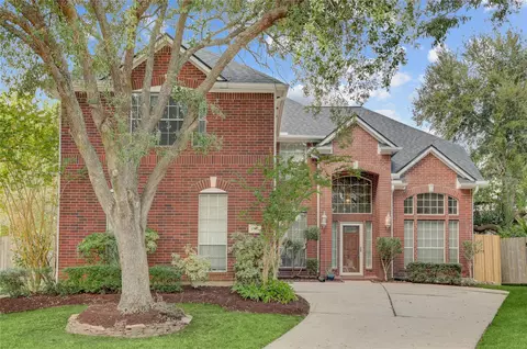1505 Maple Leaf Ct, Pearland, TX 77581