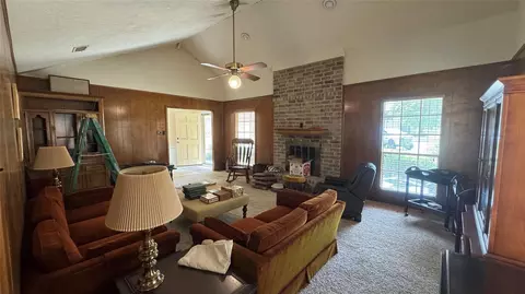 Living - 16418 Fox Crossing Ln, Spring, TX 77379 photo 2 of 5