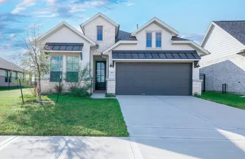 7603 Coral Lake Dr, Cypress, TX 77433