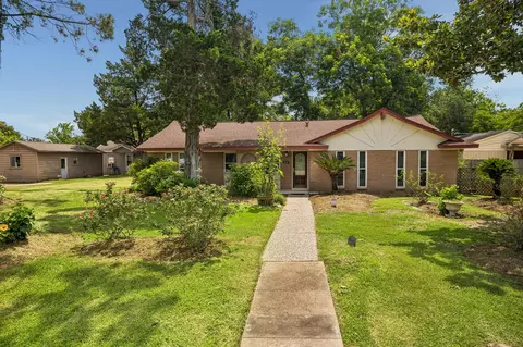413 Mebane Ln, Rosenberg, TX 77471